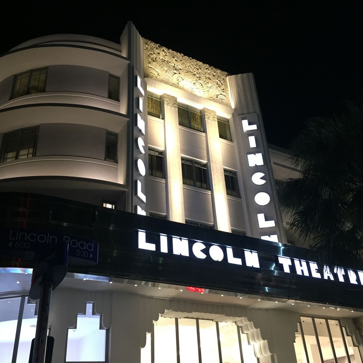 1111 Lincoln Road - Wikipedia