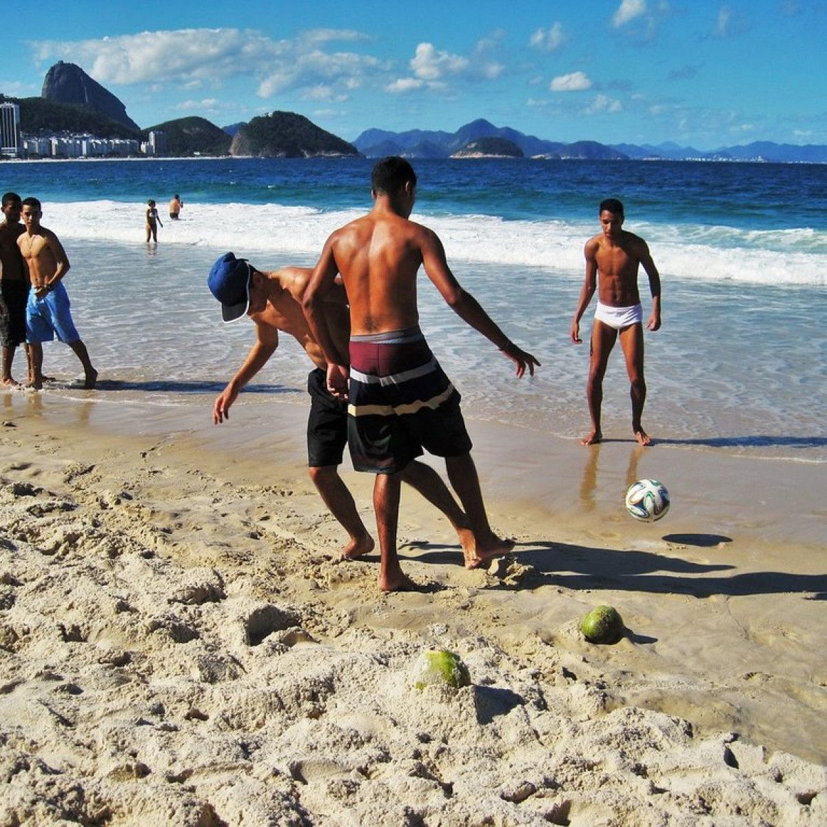 Nice weather, a quiet beach and exciting chess battles in Brazil