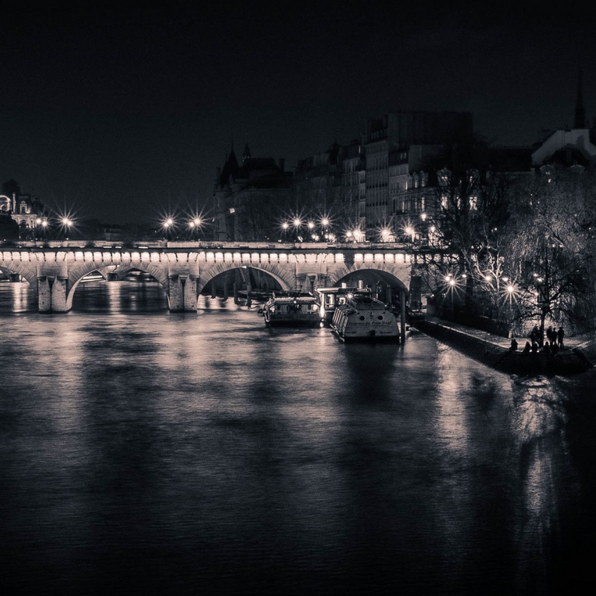 Pont des arts at night in paris hi-res stock photography and