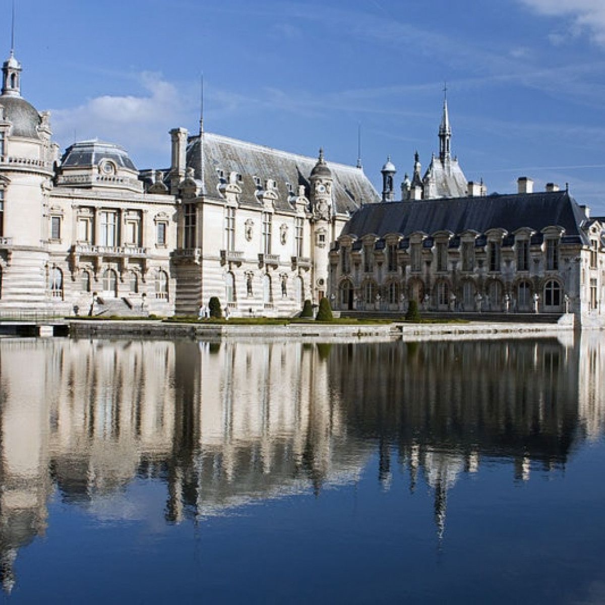 Chantilly- a must visit destination for all horse lovers!