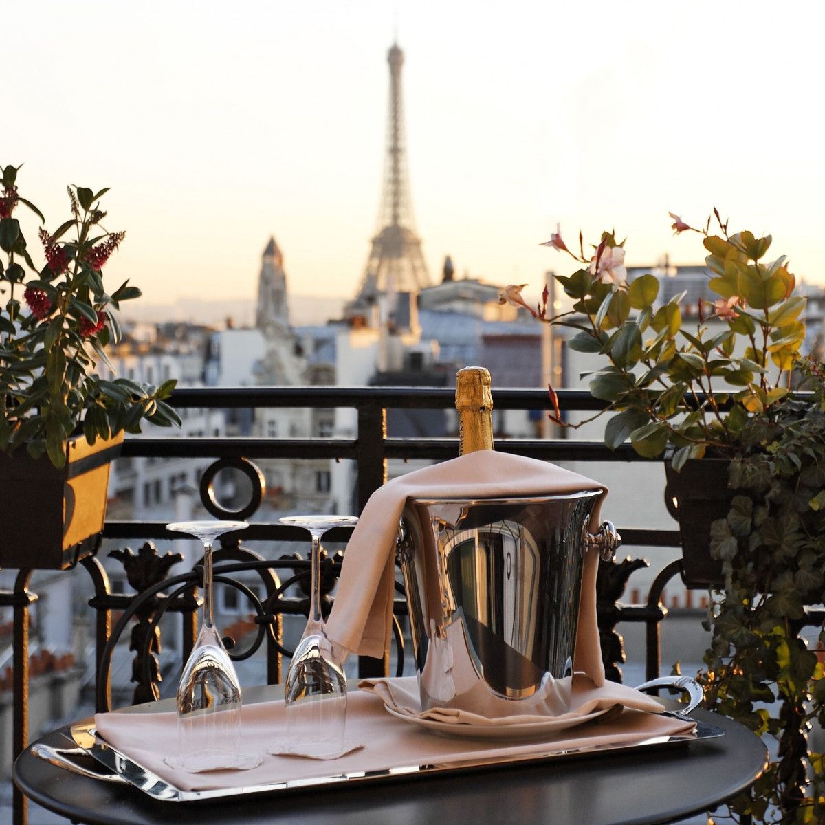 The Best Hotels With a View to Book in Paris