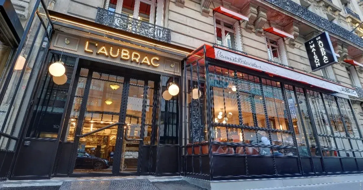 The Best 24-Hour Restaurants In Paris