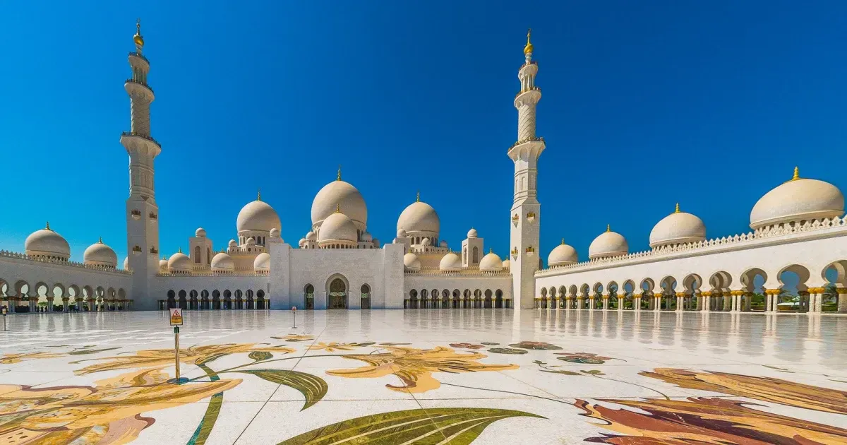 The Best Places To Buy Souvenirs In Abu Dhabi