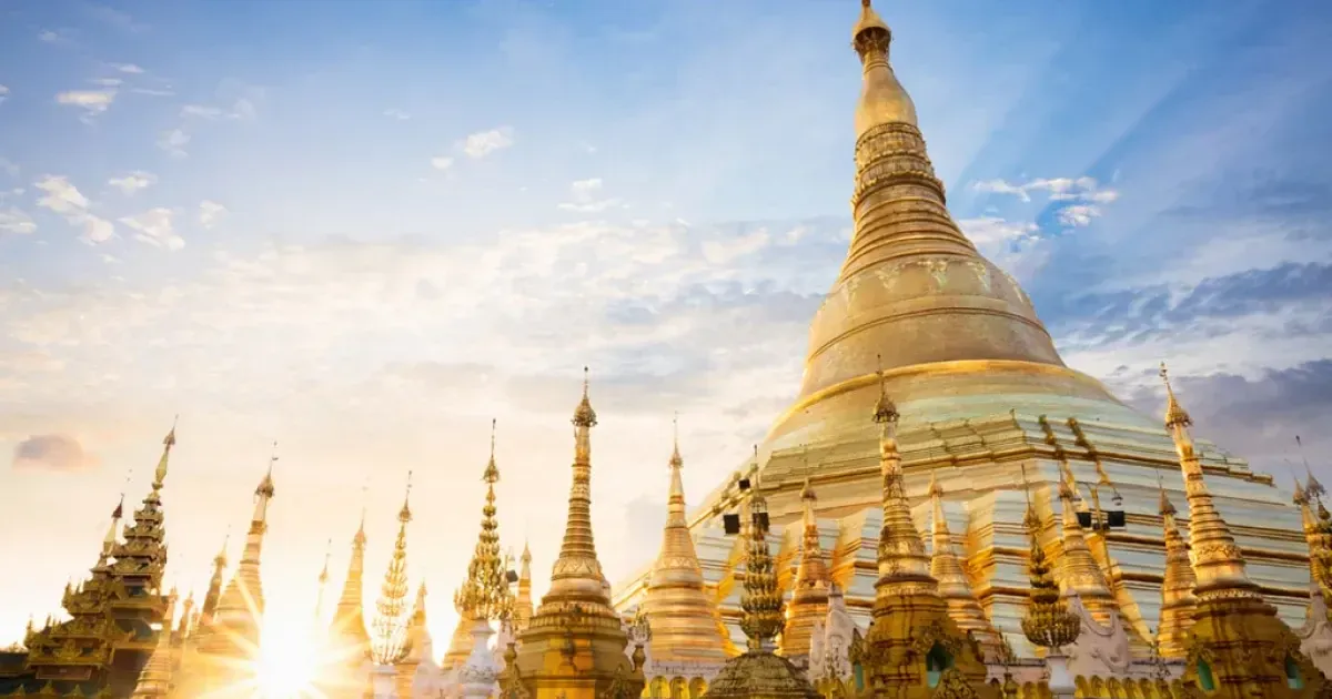 A Guide To Myanmar's Shwedagon Pagoda