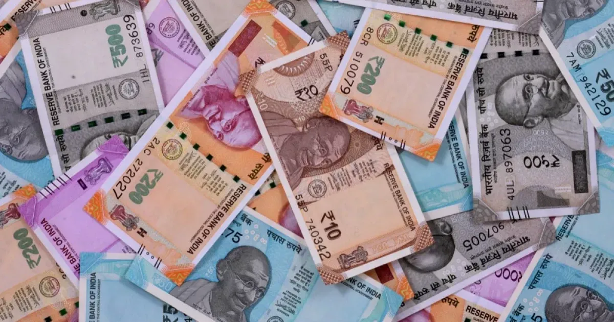 Indian Currency 200 Hi-res Stock Photography And Images, 48% OFF