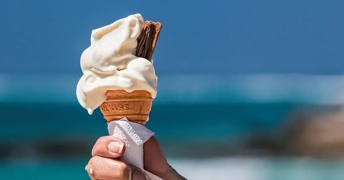 https://cdn-v2.theculturetrip.com/1200x630/wp-content/uploads/2018/07/ice-cream-cone-1274894_640.webp