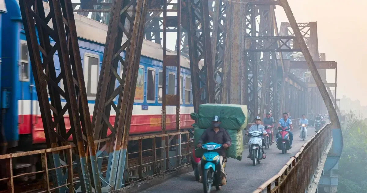 How To Travel From Ho Chi Minh City To Hanoi