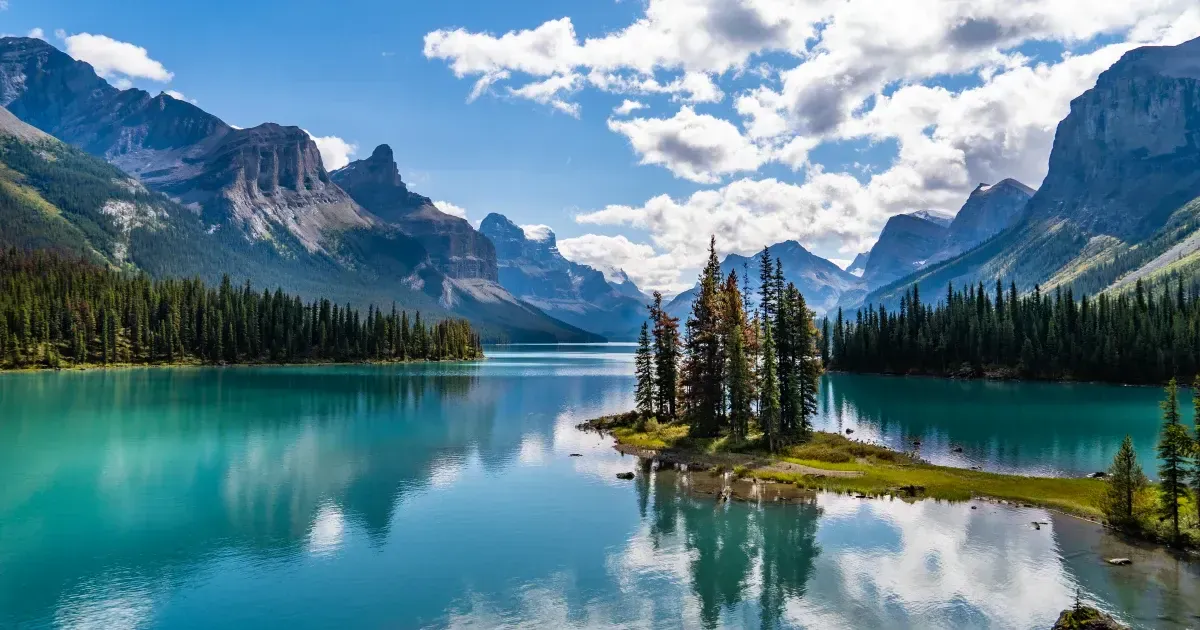 The Most Beautiful Places To Enjoy The Canadian Rockies