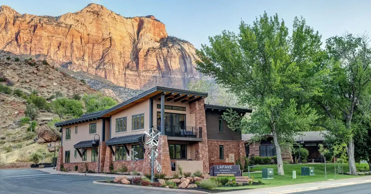 The Best Luxury Hotels Near Zion National Park Utah