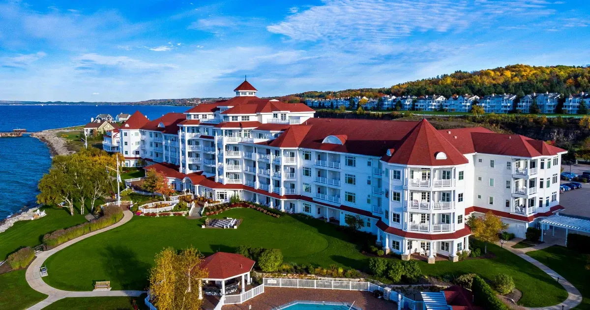 The Best Hotels To Book In Petoskey Michigan