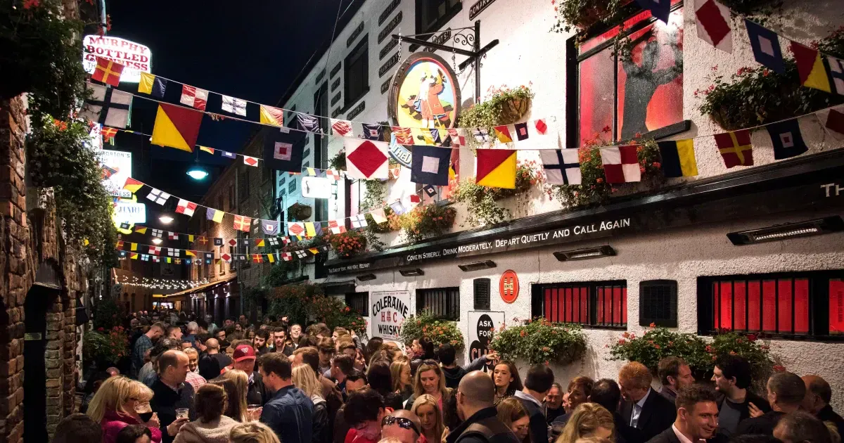 The Best Bars In Belfast Northern Ireland