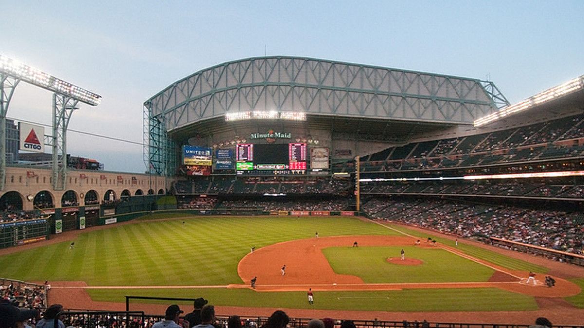 Let's get to know Houston's Minute Maid Park, the train and that