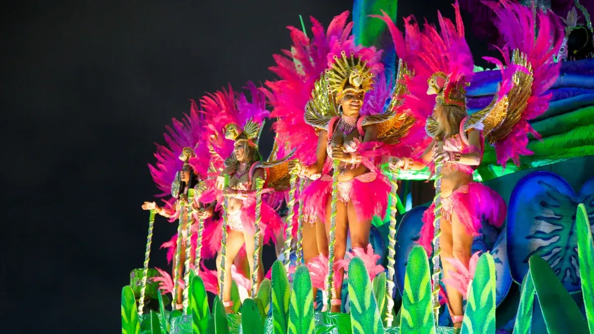 Experience the Real Party - Salvador Carnival 