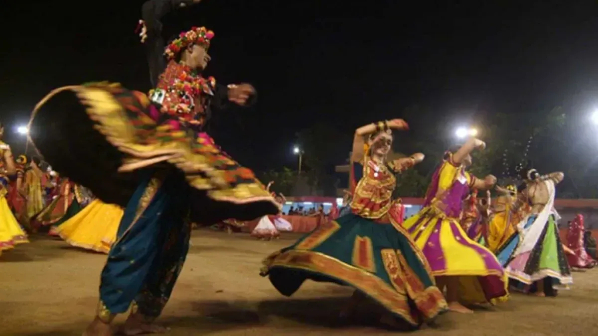 An Ode to Sun Temple, Modhera - Hand of Colors