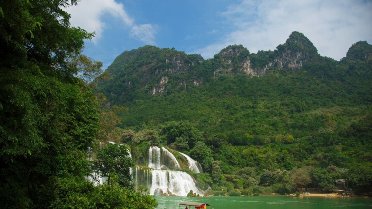 Ban Gioc Waterfall, Cao Bang