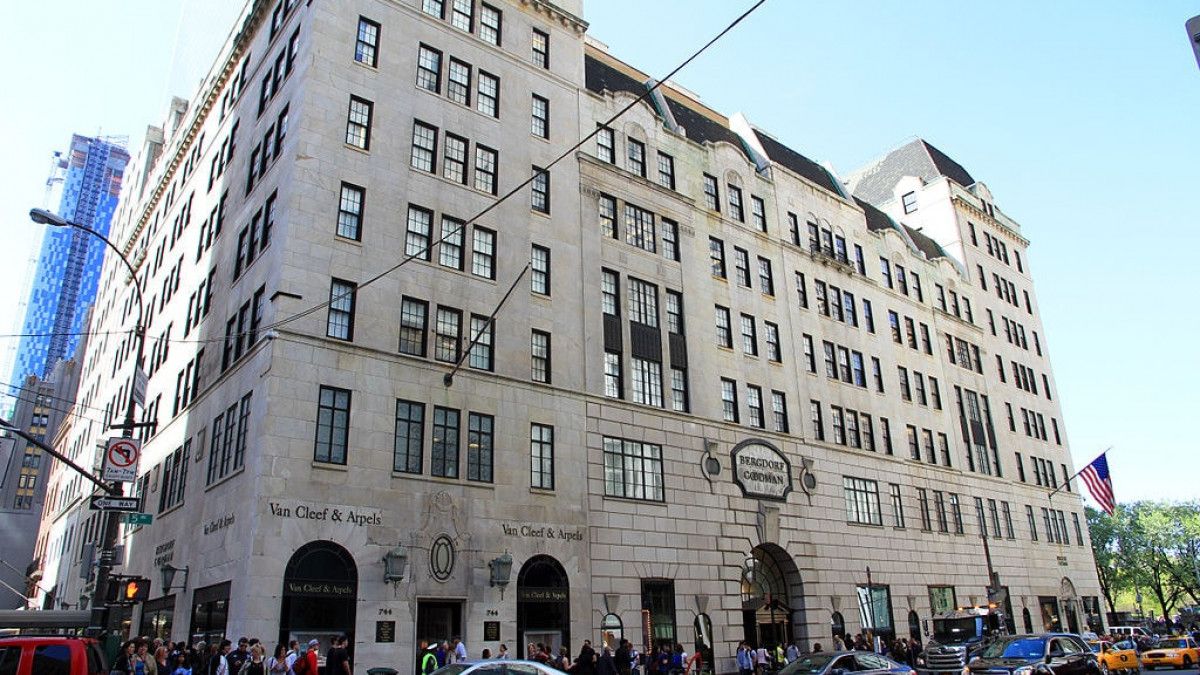 As A Cultural Icon, New York City Needs Bergdorf Goodman