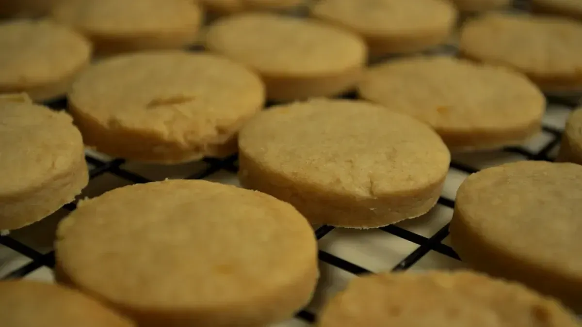 Tastes of Scotland: A Look at Scottish Shortbread and Shortbread Molds -  Scottish Cultural Organization of the Triangle
