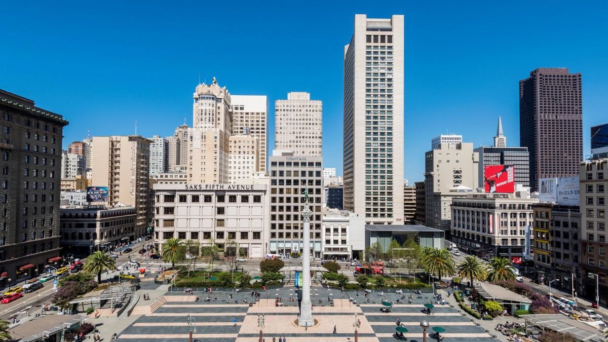Union Square - San Francisco - Love to Eat and Travel