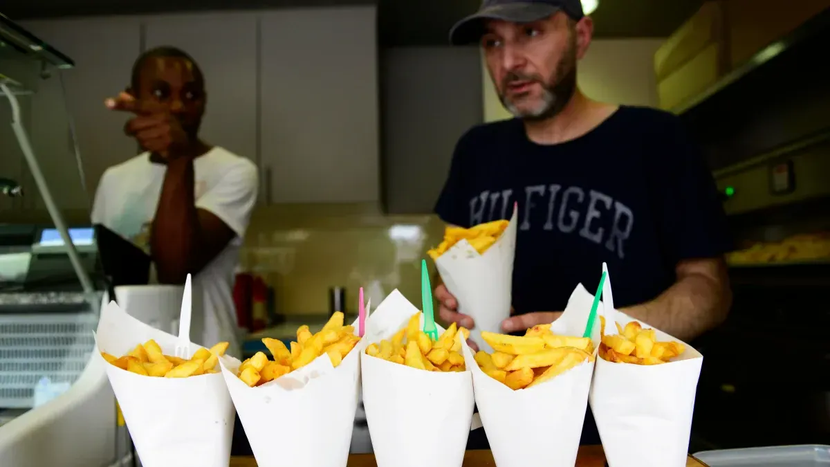 Serving takeaway French fries - which packaging to choose? - Love, Travel,  and Life