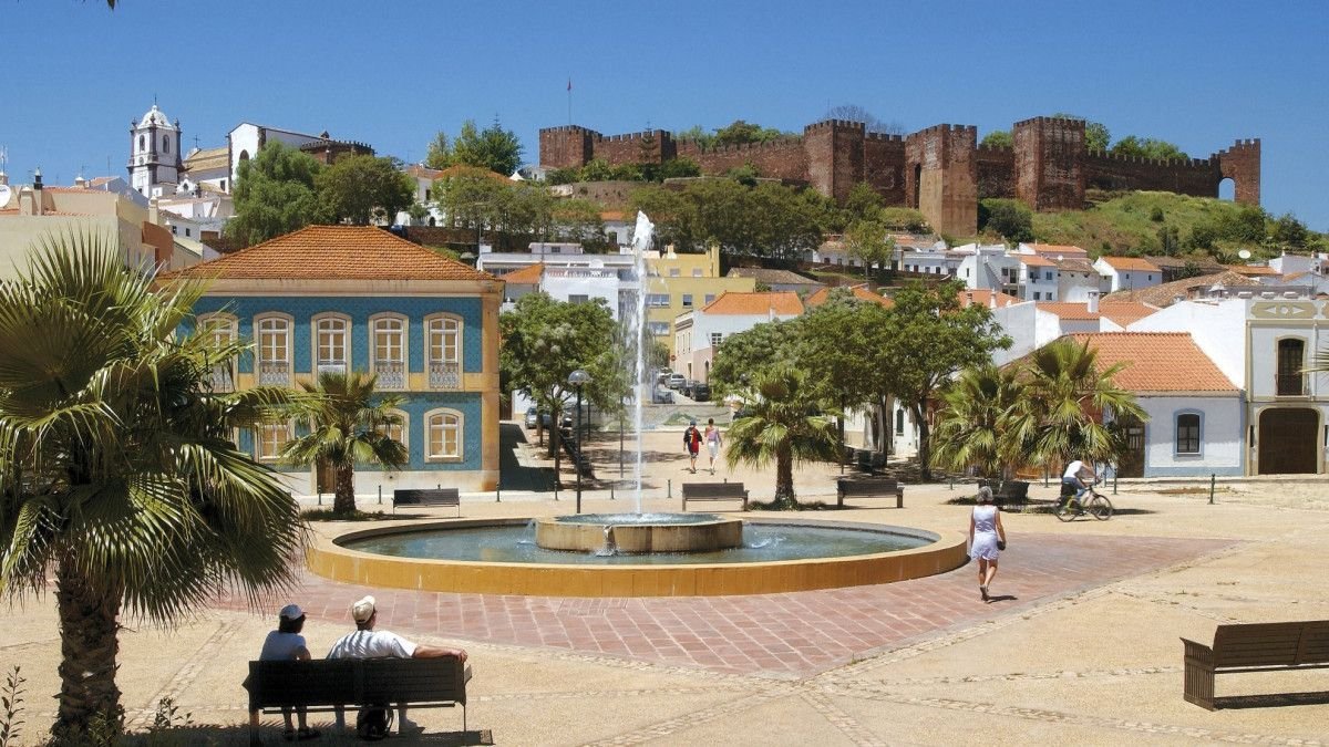 Cities and Towns In the Algarve You Should Visit During Your Holiday