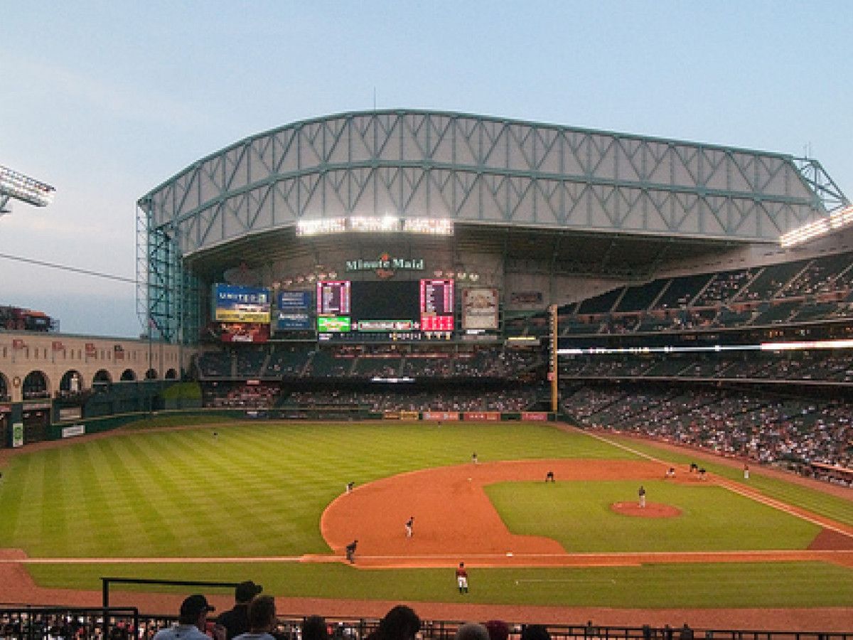The History Of Minute Maid Park In 1 Minute