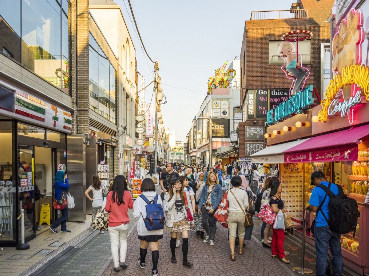 Tokyo, Omotesando: Shopping With Fashion Experts