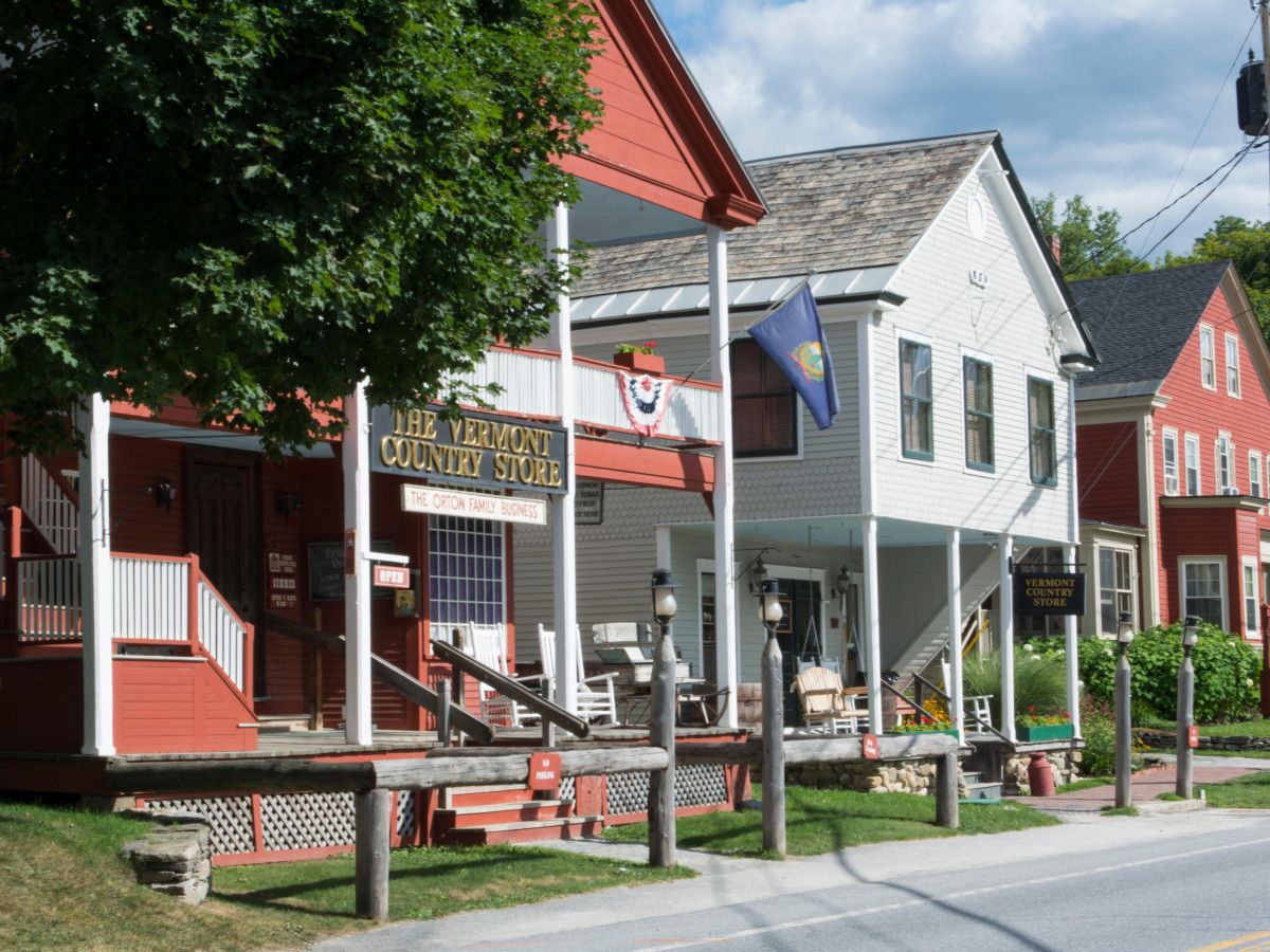 Leave Room For Free Food Samples At The Vermont Country Store