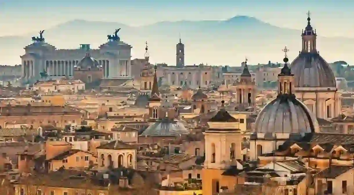 Discover the many facets of Rome on a specialised tour