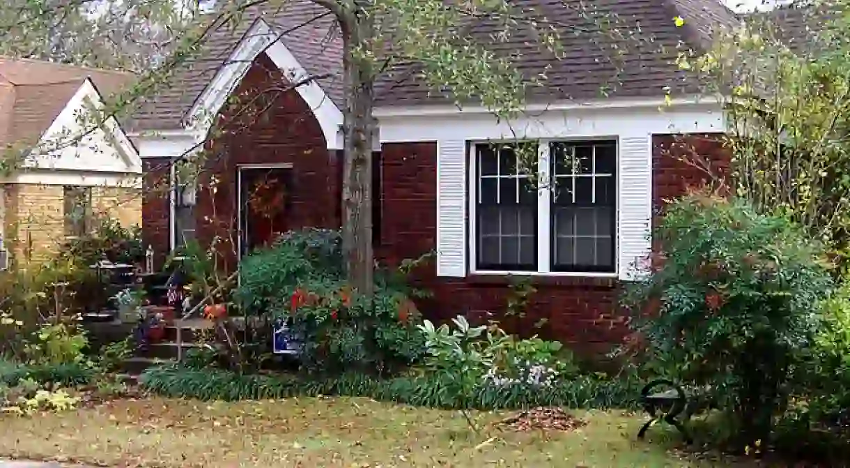 The Clintons Home In Little Rock