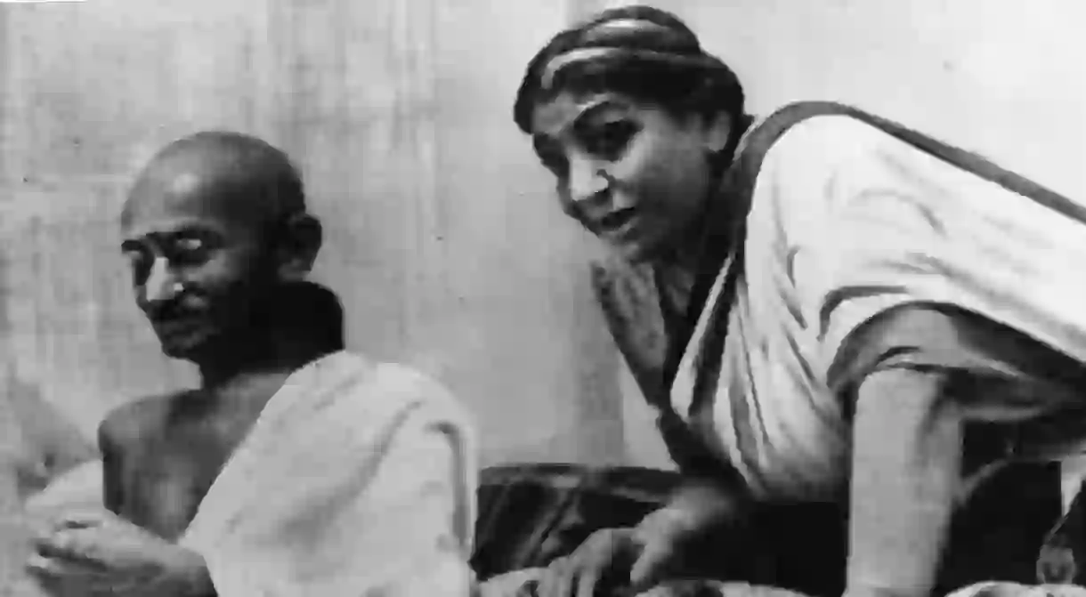 Mahatma Gandhi and Sarojini Naidu at 1942 AICC Session