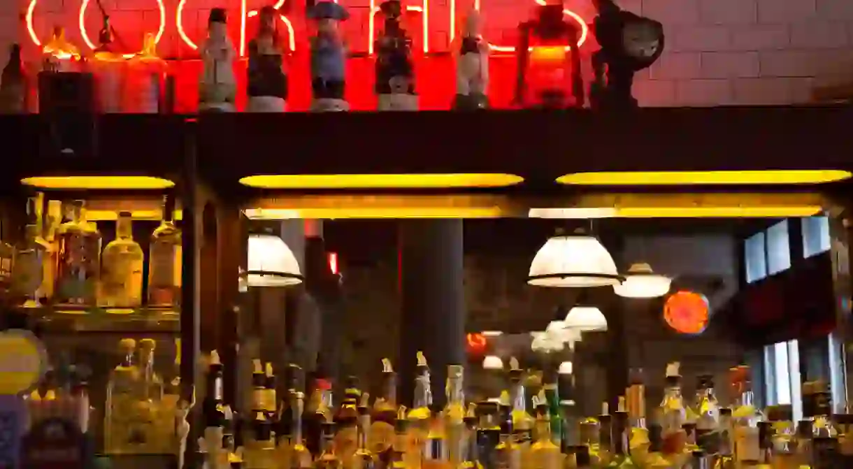 Bar