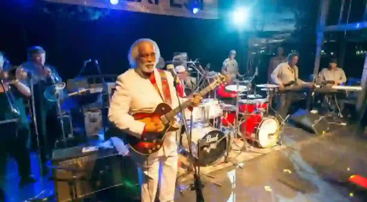 Riverview Stage, Sam Mosley