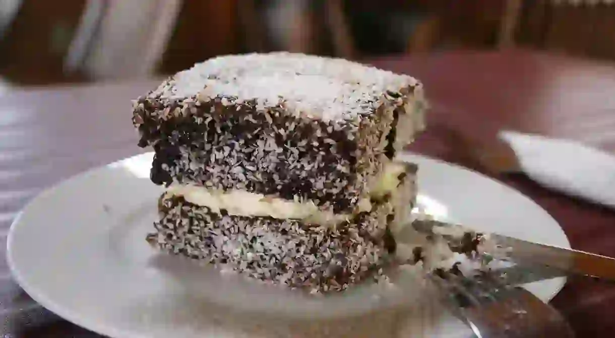 Lamington with cream