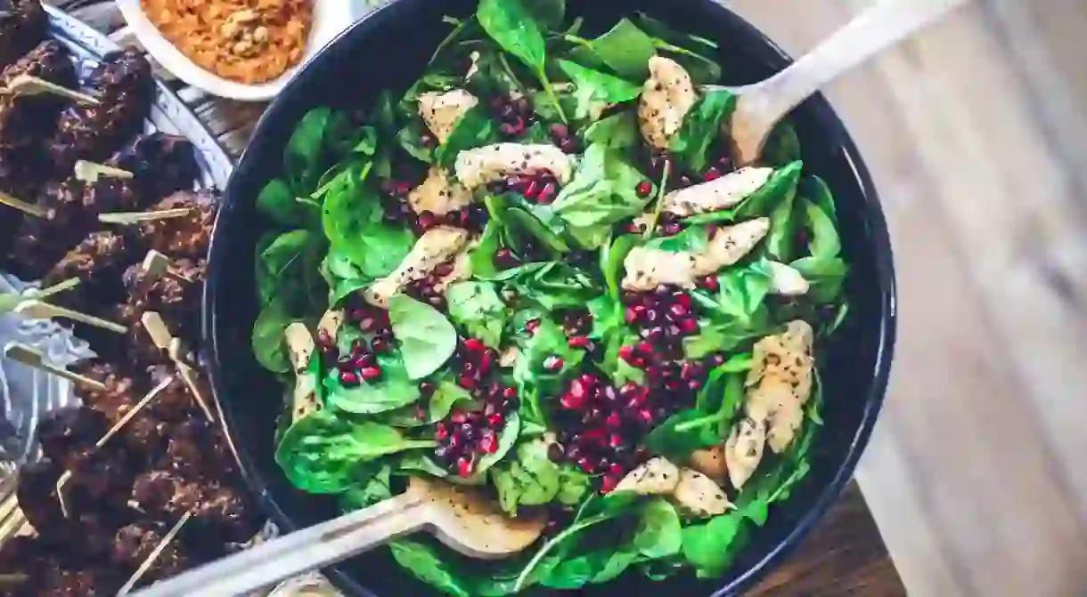 Spinach, Chicken Salad l Pexels