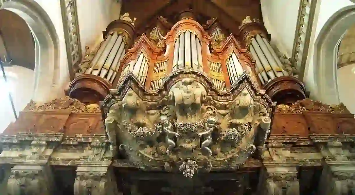 Inside de Oude Kerk