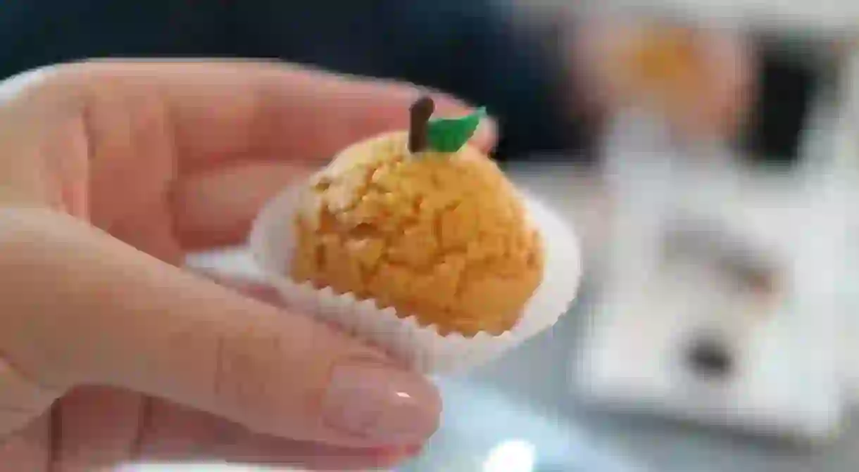 Yuzu puff