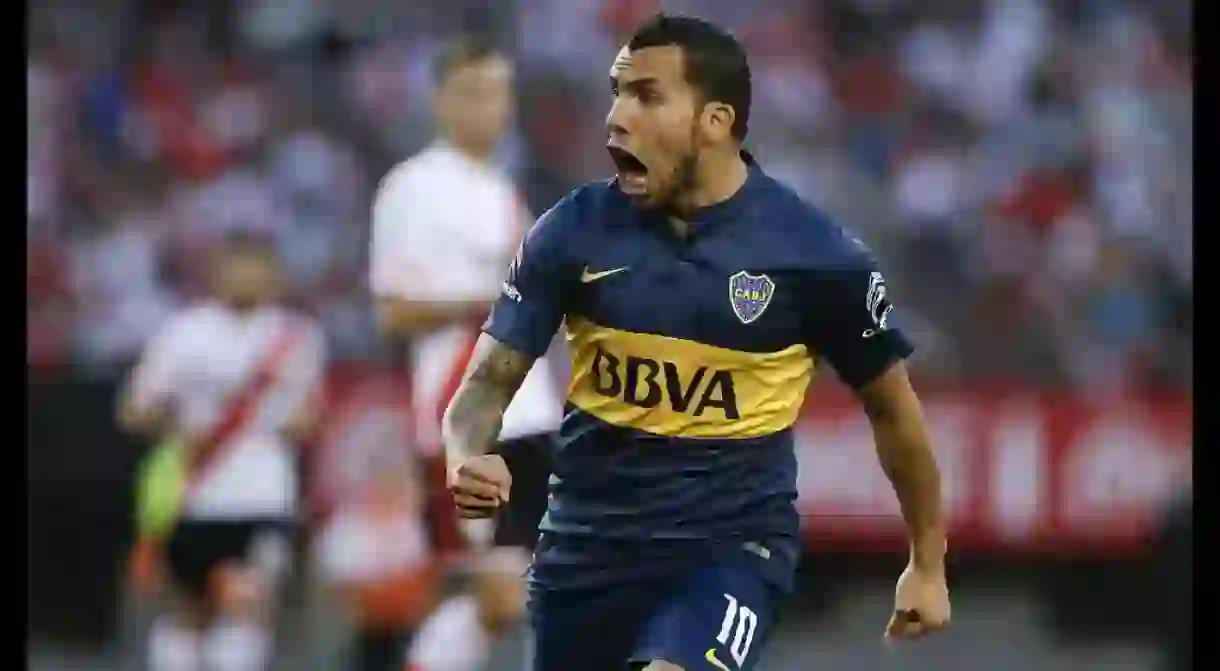 Carlos Tevez playing for Boca Juniors