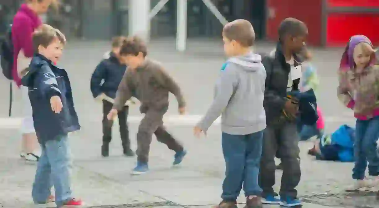 Kids playing outside the Centre Pompidou, Paris │