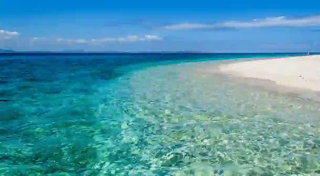 Turquoise waters of the Mamanuca Islands