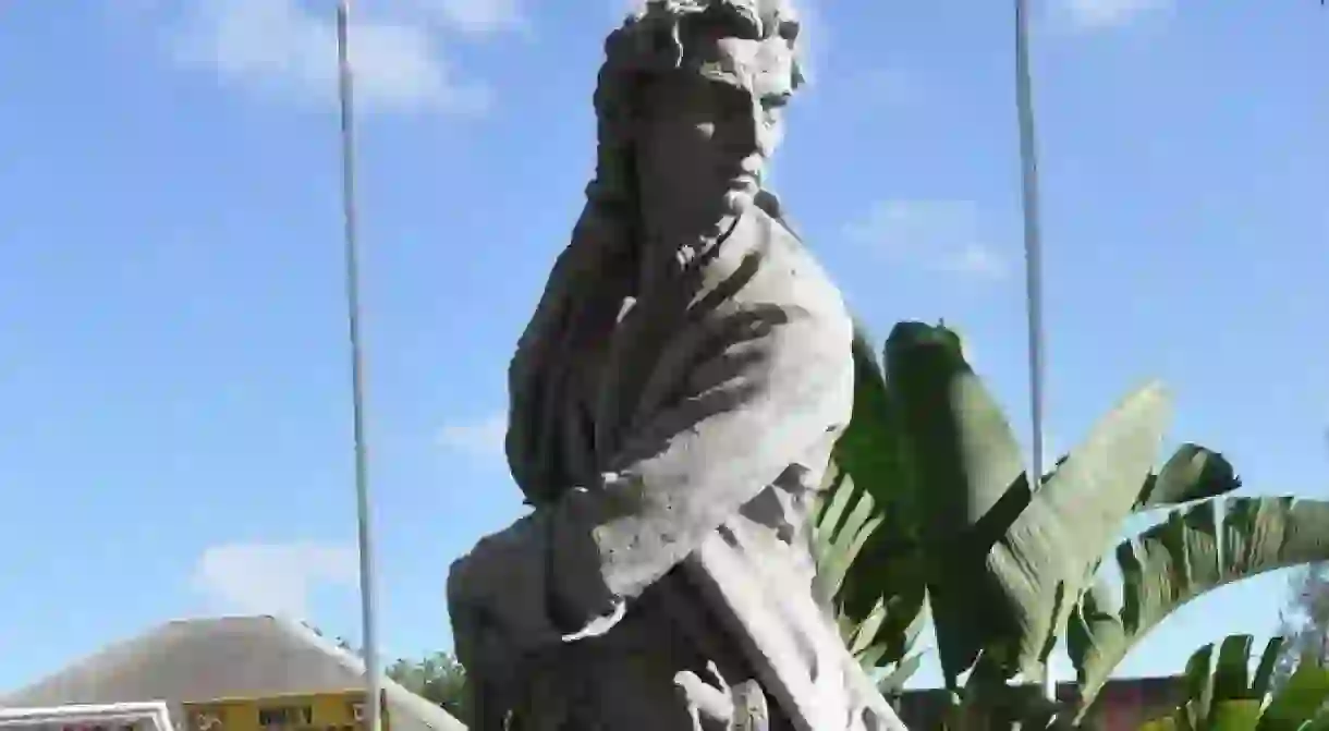 Woodes Rogers statue in Nassau, Bahamas