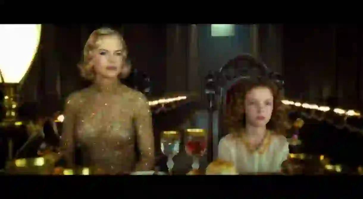 Mrs. Coulter (left) and Lyra Belacqua in the Golden Compass