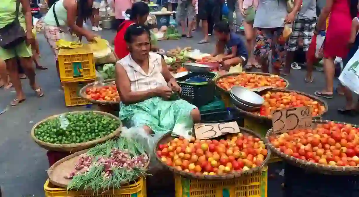 Filipino woman street vendor