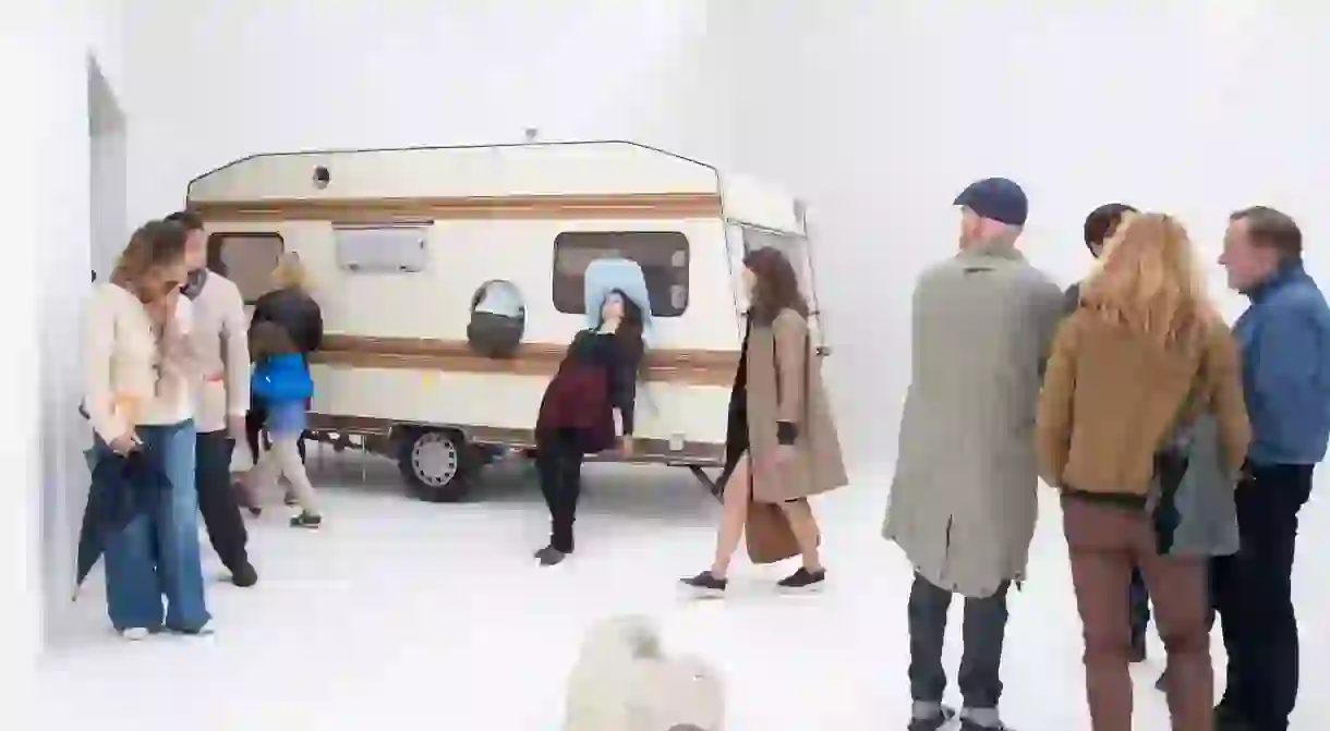 Erwin Wurm, Just about Virtues and Vices in General, 2016 – 2017. Performative one minute sculpture, Austrian Pavilion