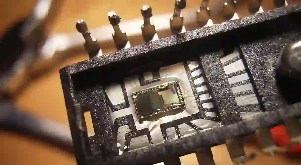 Integrated Circuit Optical Sensor Used In LiFi Technologies