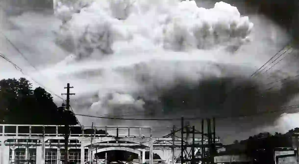 Atomic cloud over Nagasaki from Koyagi-jima by Hiromichi Matsuda