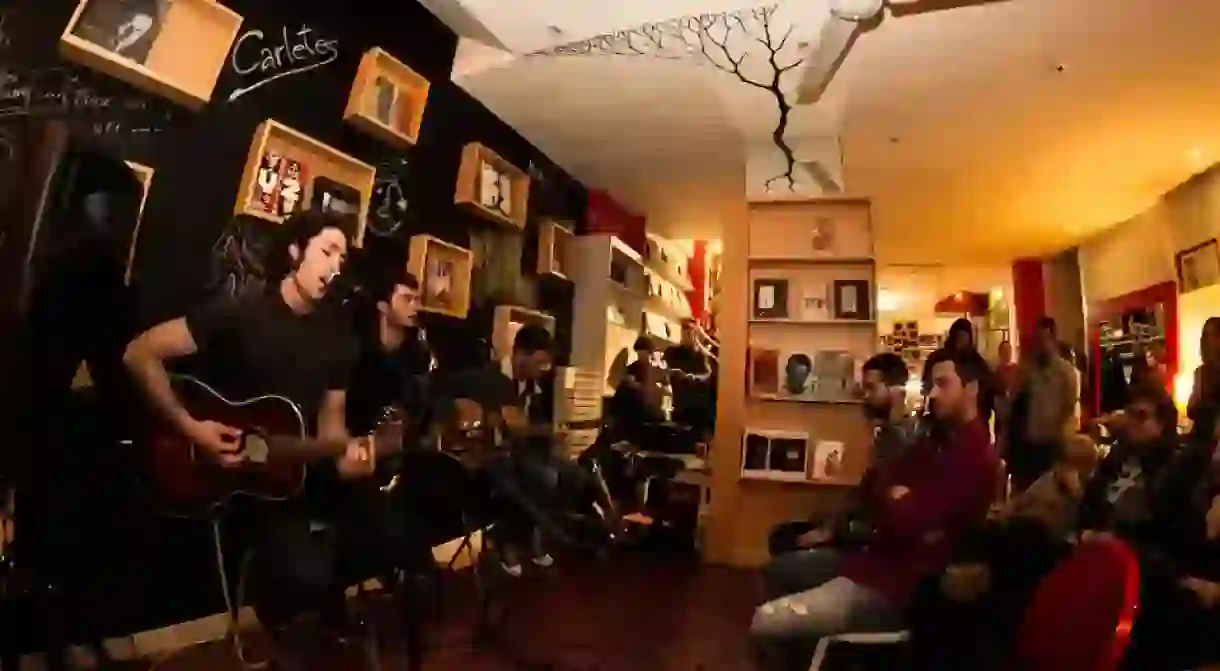 Live music at Libreria Hydria, Salamanca