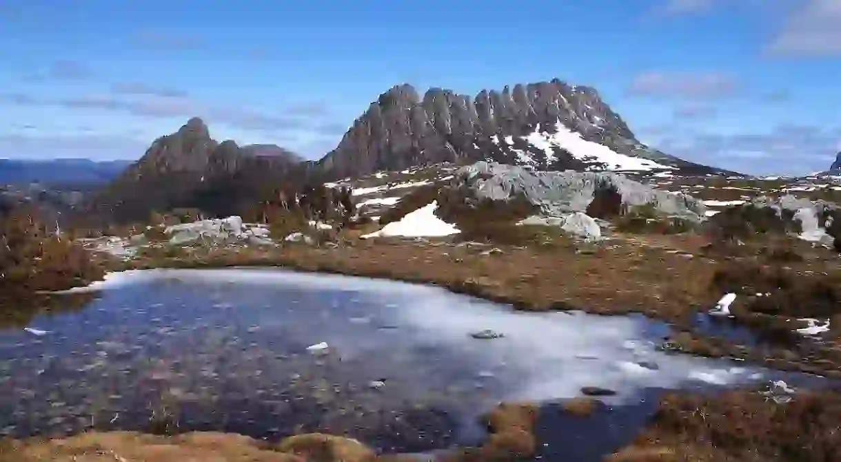 https://commons.wikimedia.org/wiki/File:Cradle_Mountain,_Tasmanian_Wilderness_World_Heritage_Area,_Tasmania,_Australia.jpg