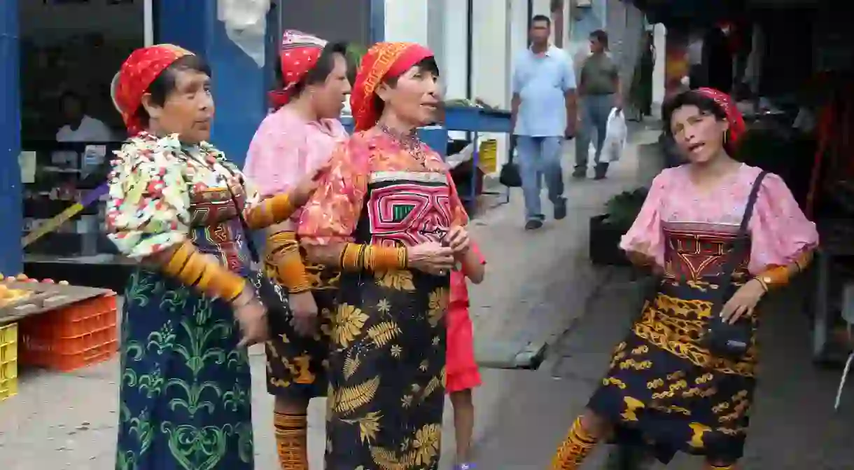 Guna Yala women