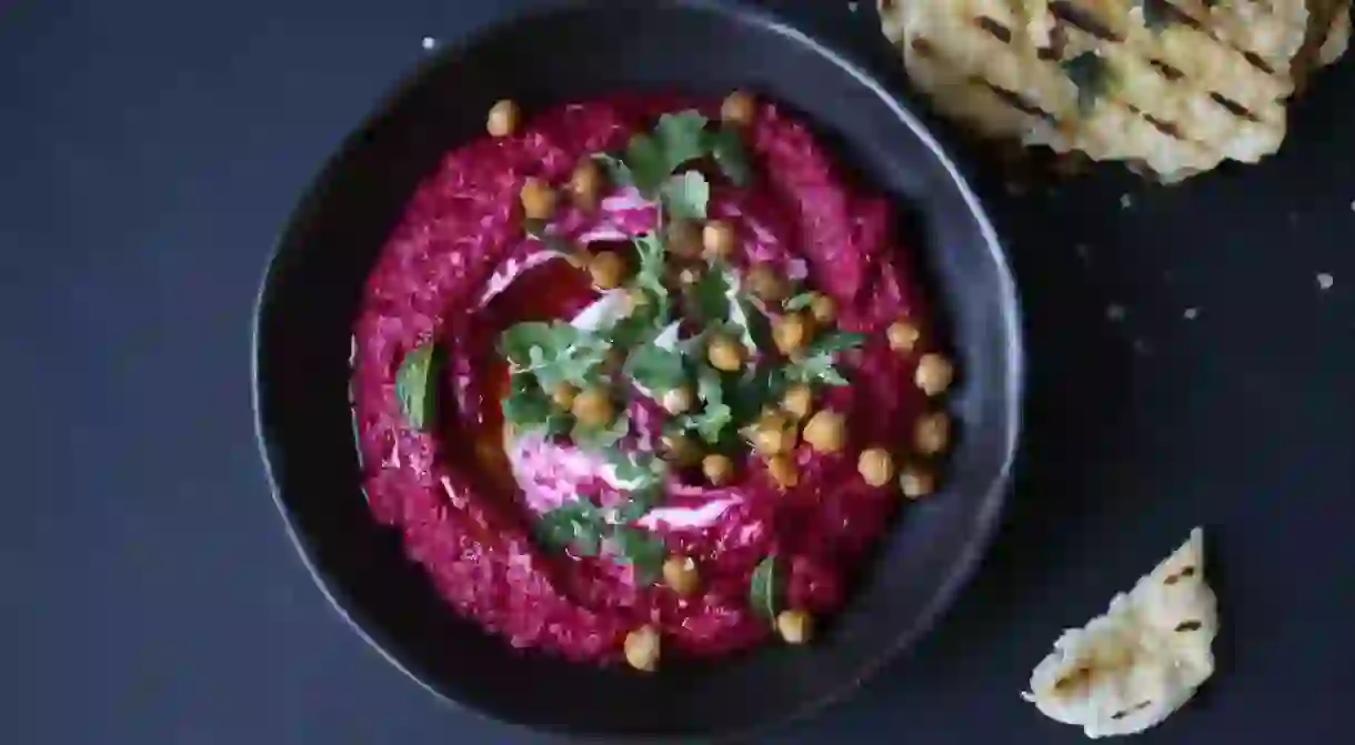 Roasted beetroot hummus