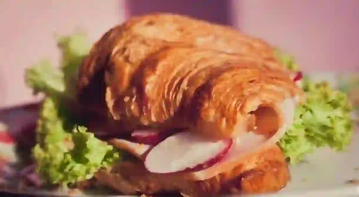 Croissant sandwich